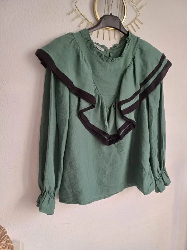 Blusa volante verde - Imagen 6