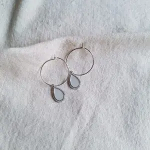 Aros nácar boho plata