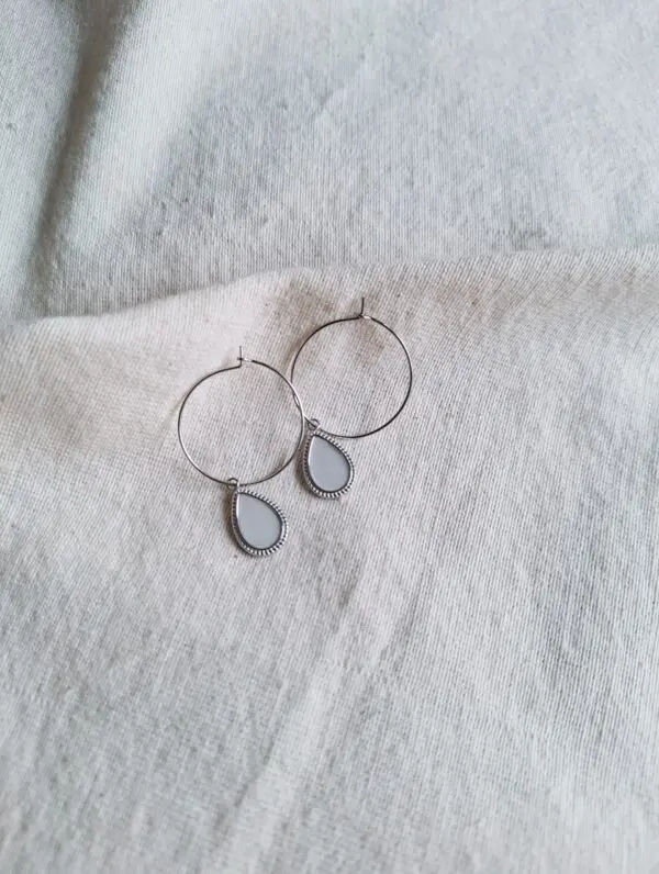 Aros nácar boho plata