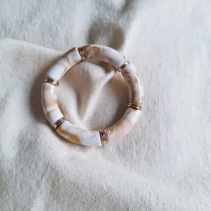 Pulseras nácar beige