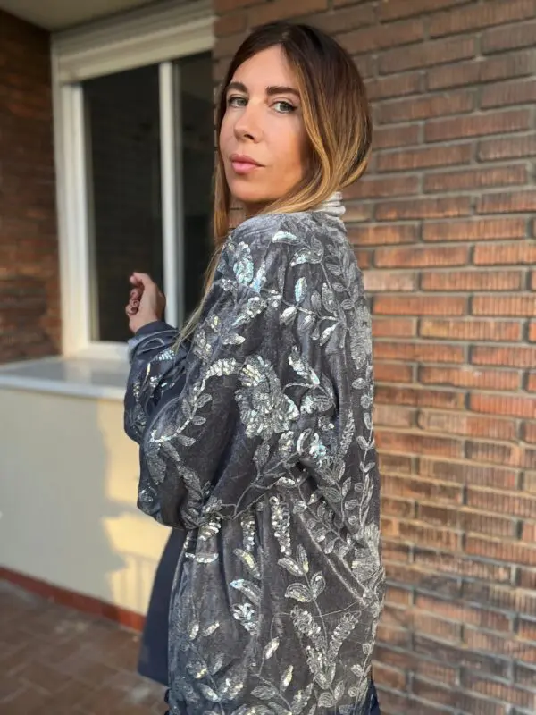 Kimono zira - Imagen 3