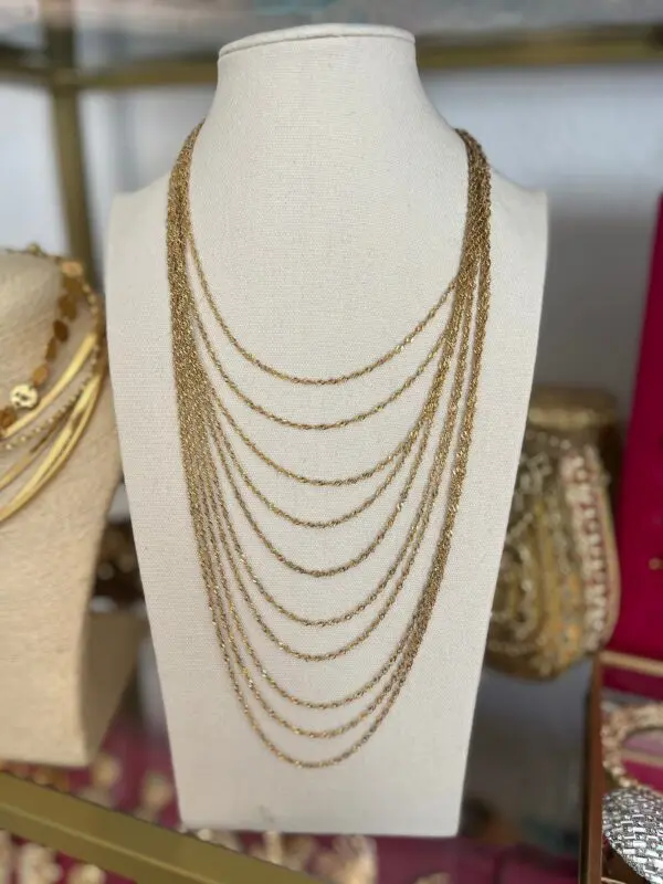 Collar cascada gold