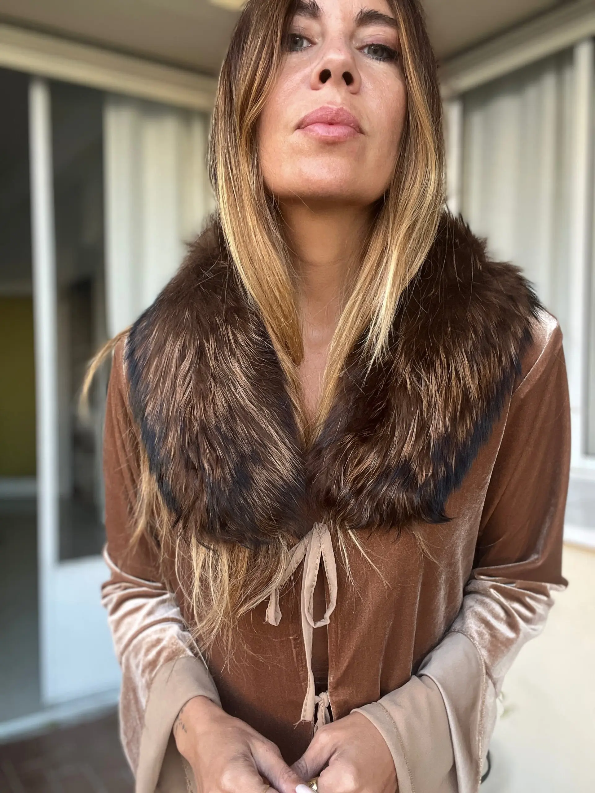 Cuello pelo natural marrón