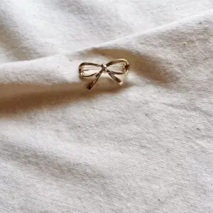 Broche lazo fine