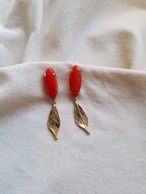 Pendientes leaf