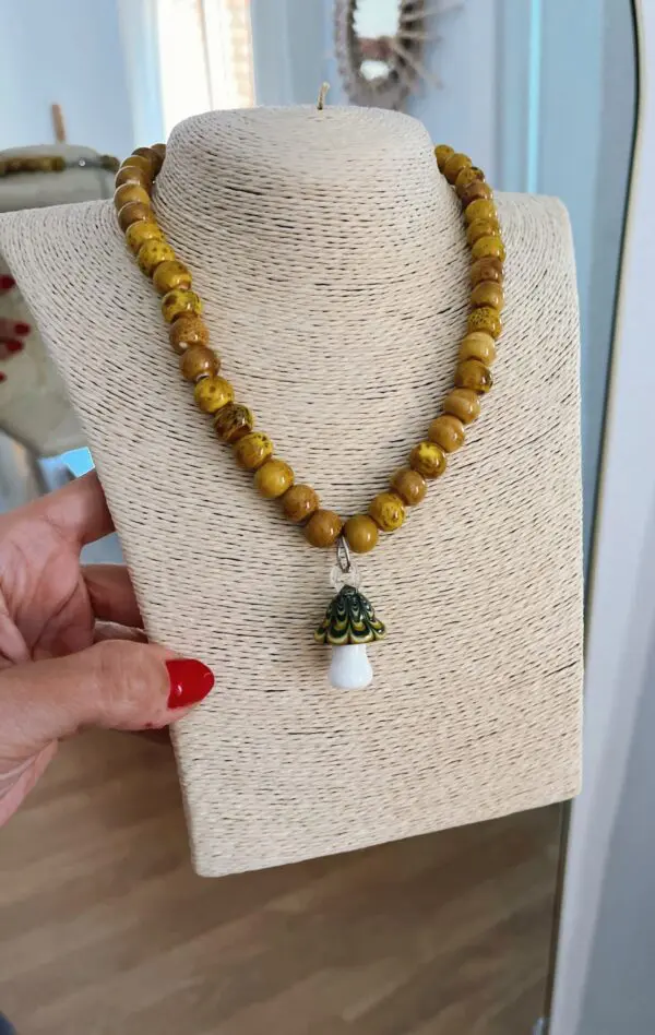 Collar mushroom