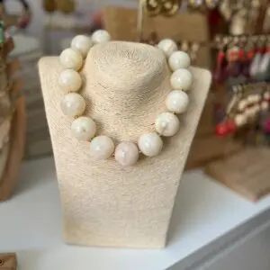 Collar perlas nácar beige