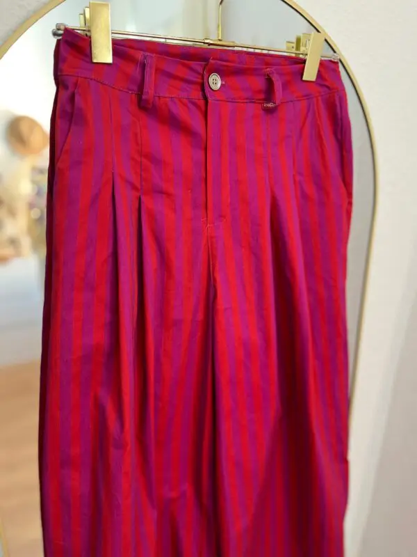 Pantalón rayas fresa - Imagen 2