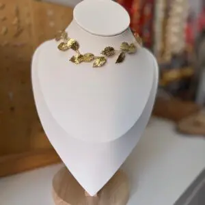 Choker hojas
