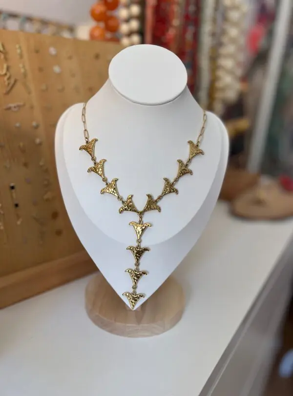Collar indonesia
