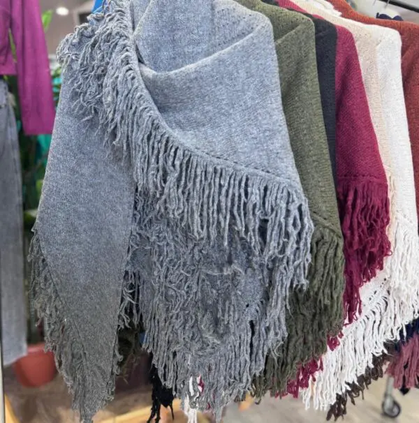Poncho en pico - Imagen 6