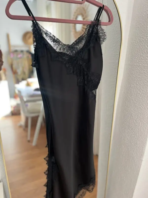Vestido lencero negro - Imagen 2