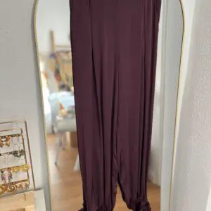 Pantalón lazada berenjena