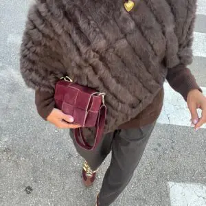 Poncho pelo natural marrón