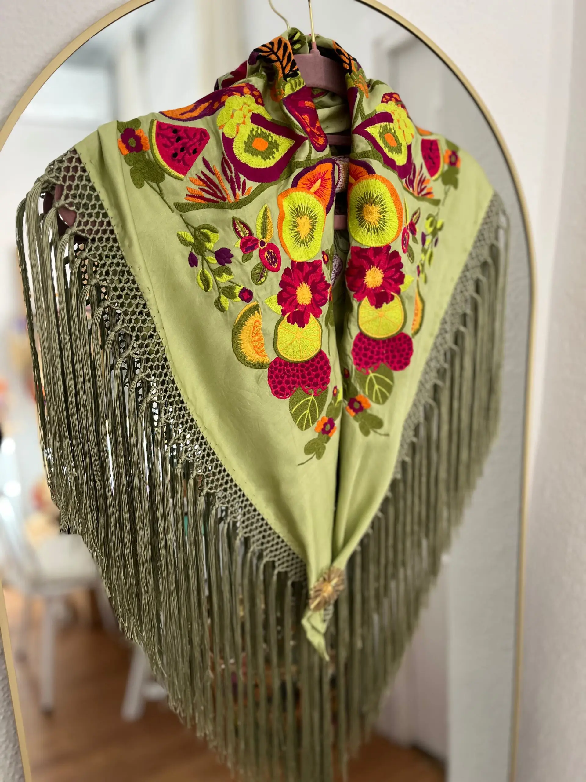 Mantoncillo tropical verde