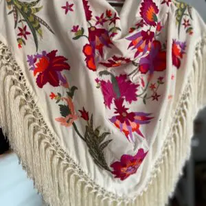 Mantoncillo Santa blanco roto