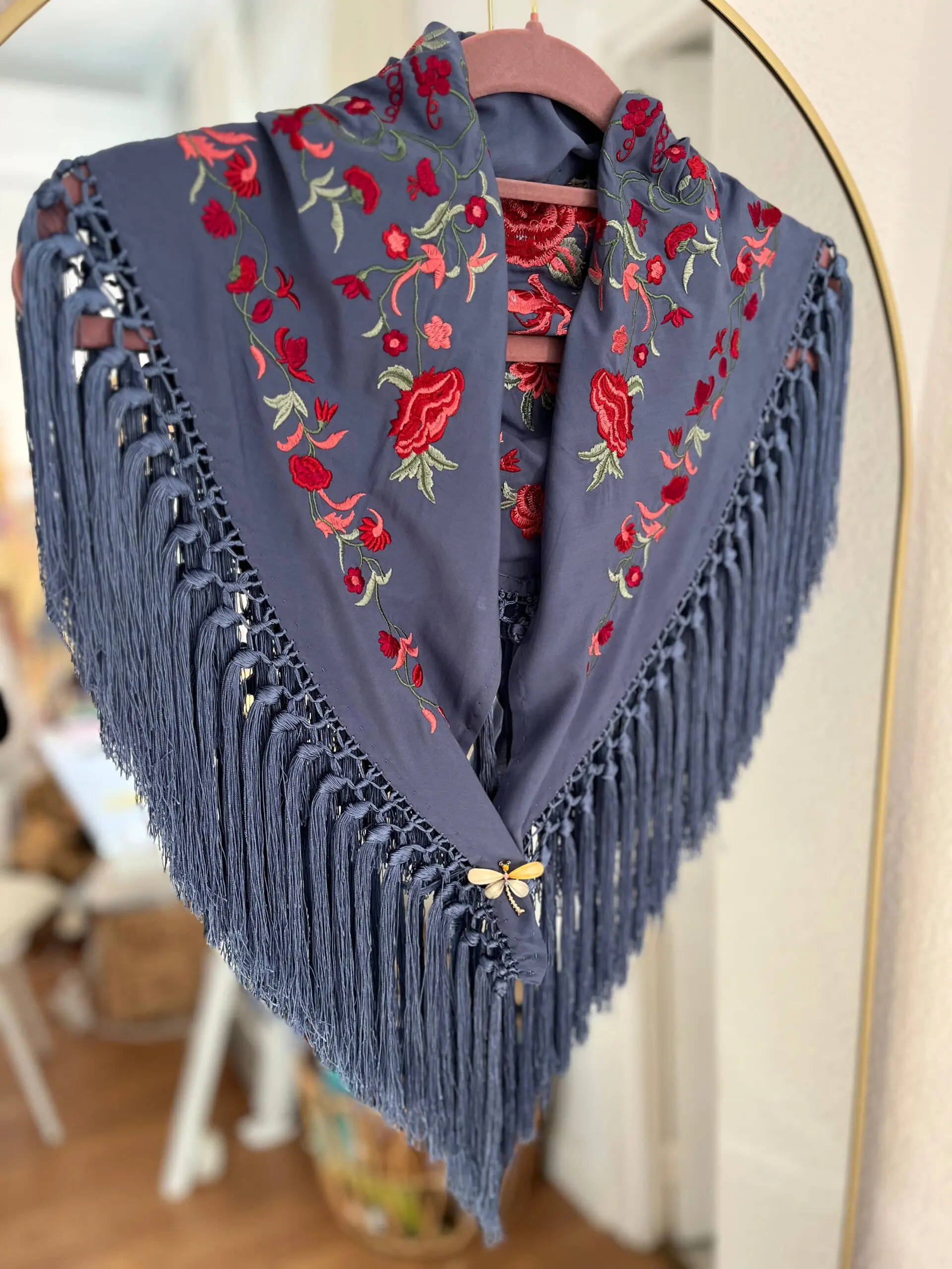 Mantoncillo Triana niña azul ducado - Imagen 2