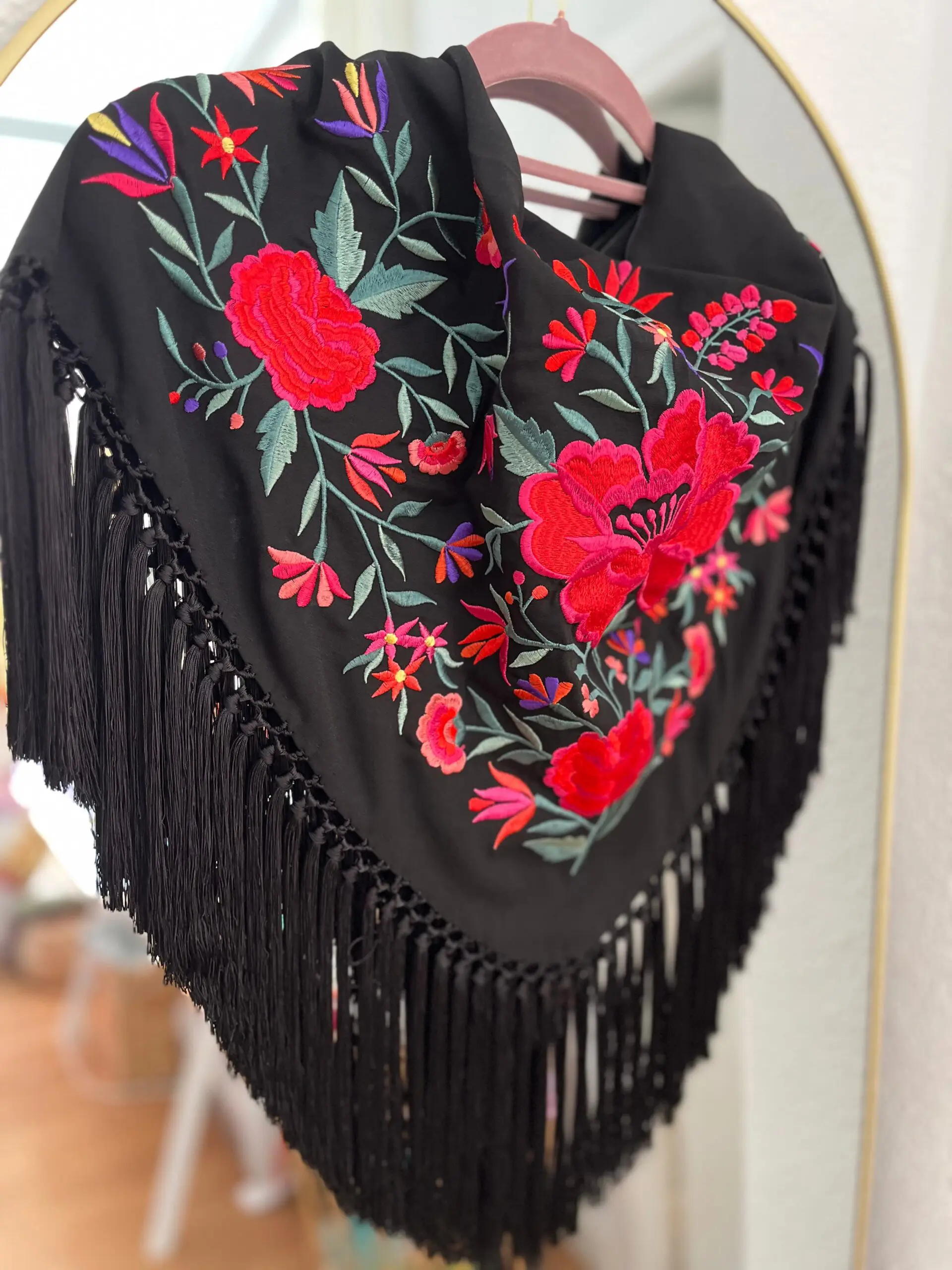 Mantoncillo Alba negro