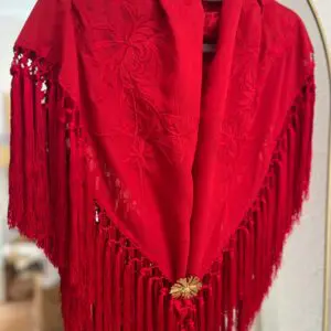 Mantoncillo rojo al tono