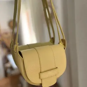 Bolso amarillo butter