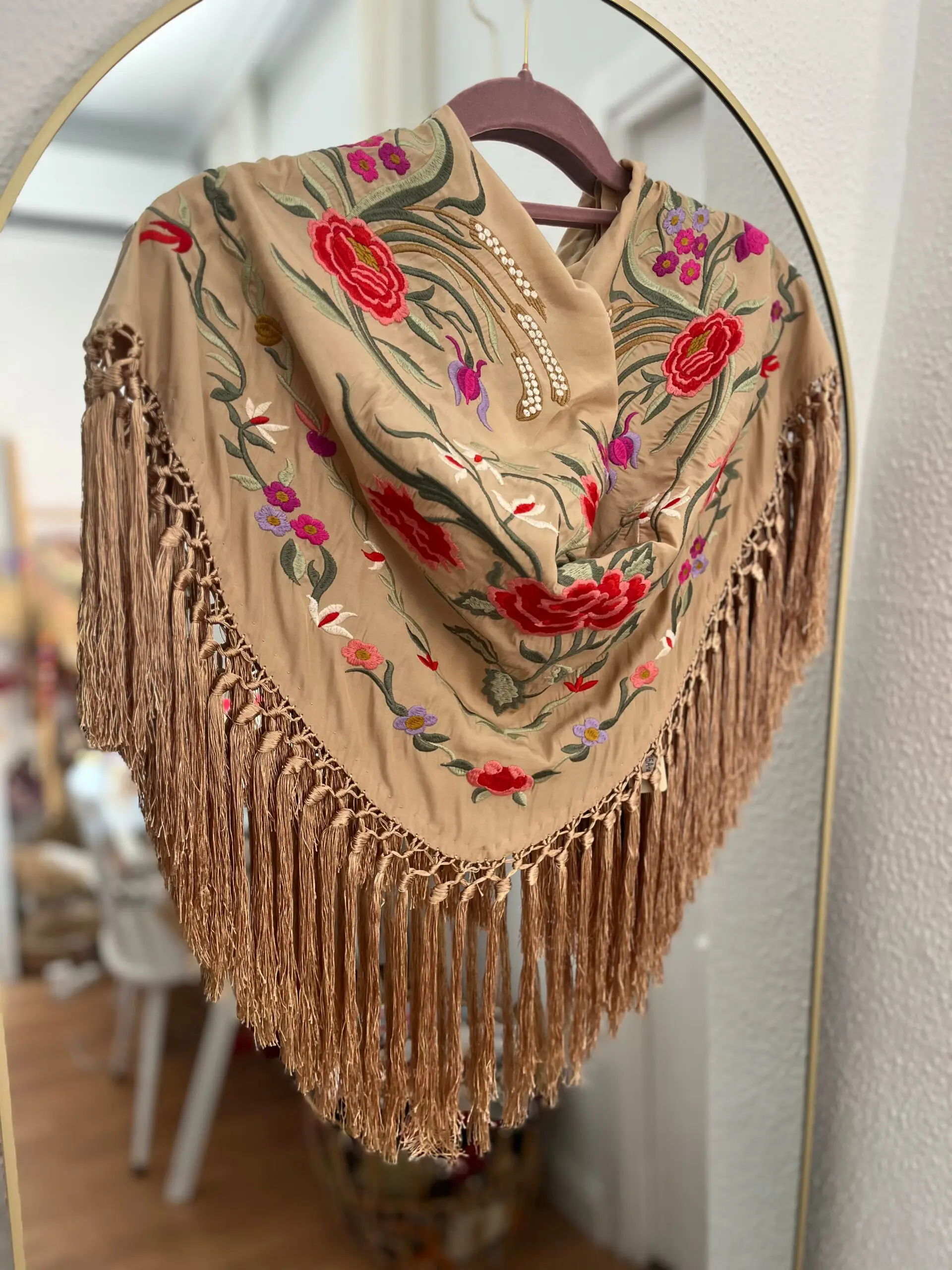 Mantoncillo Carmona beige