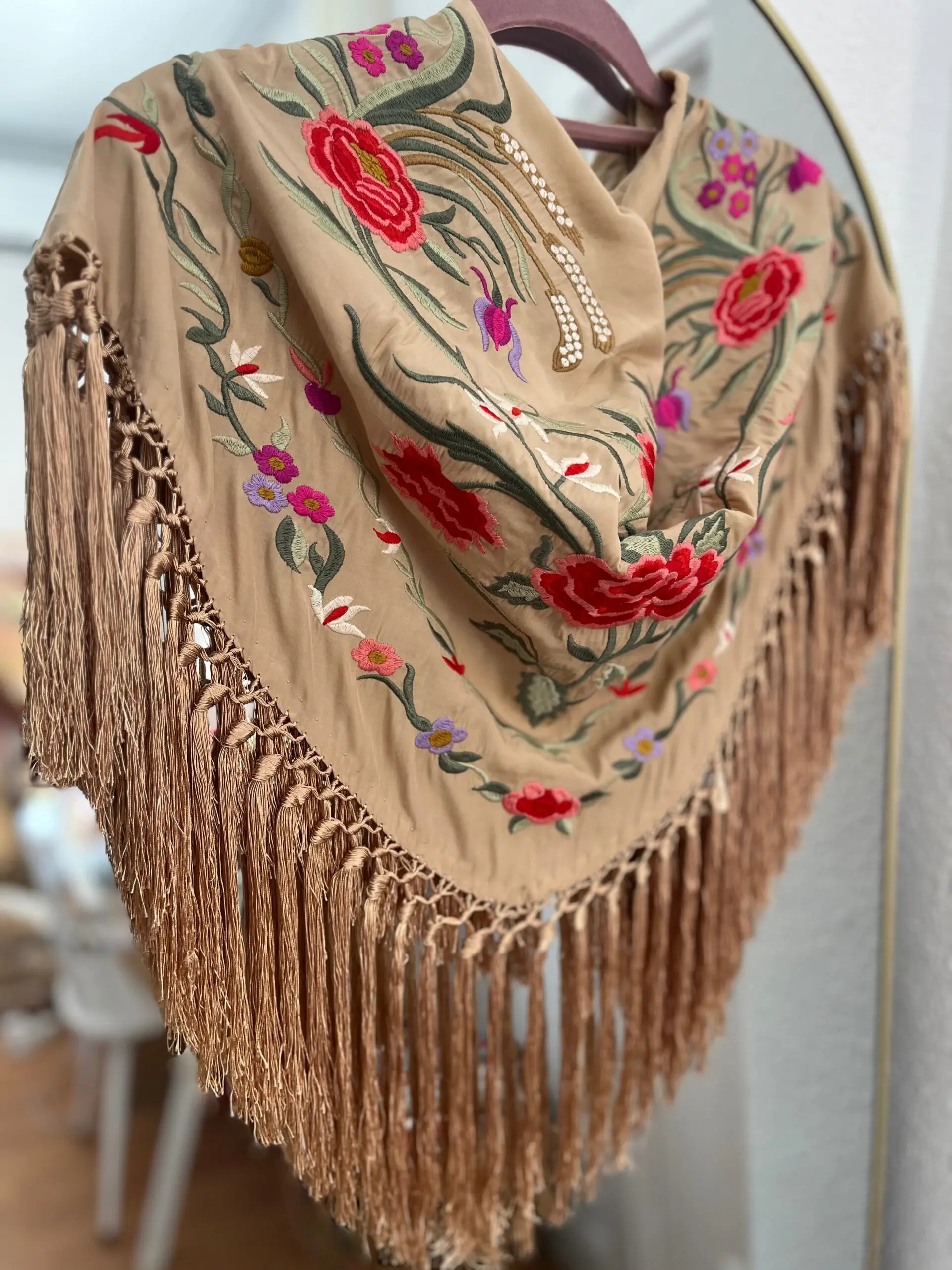 Mantoncillo Carmona beige - Imagen 2