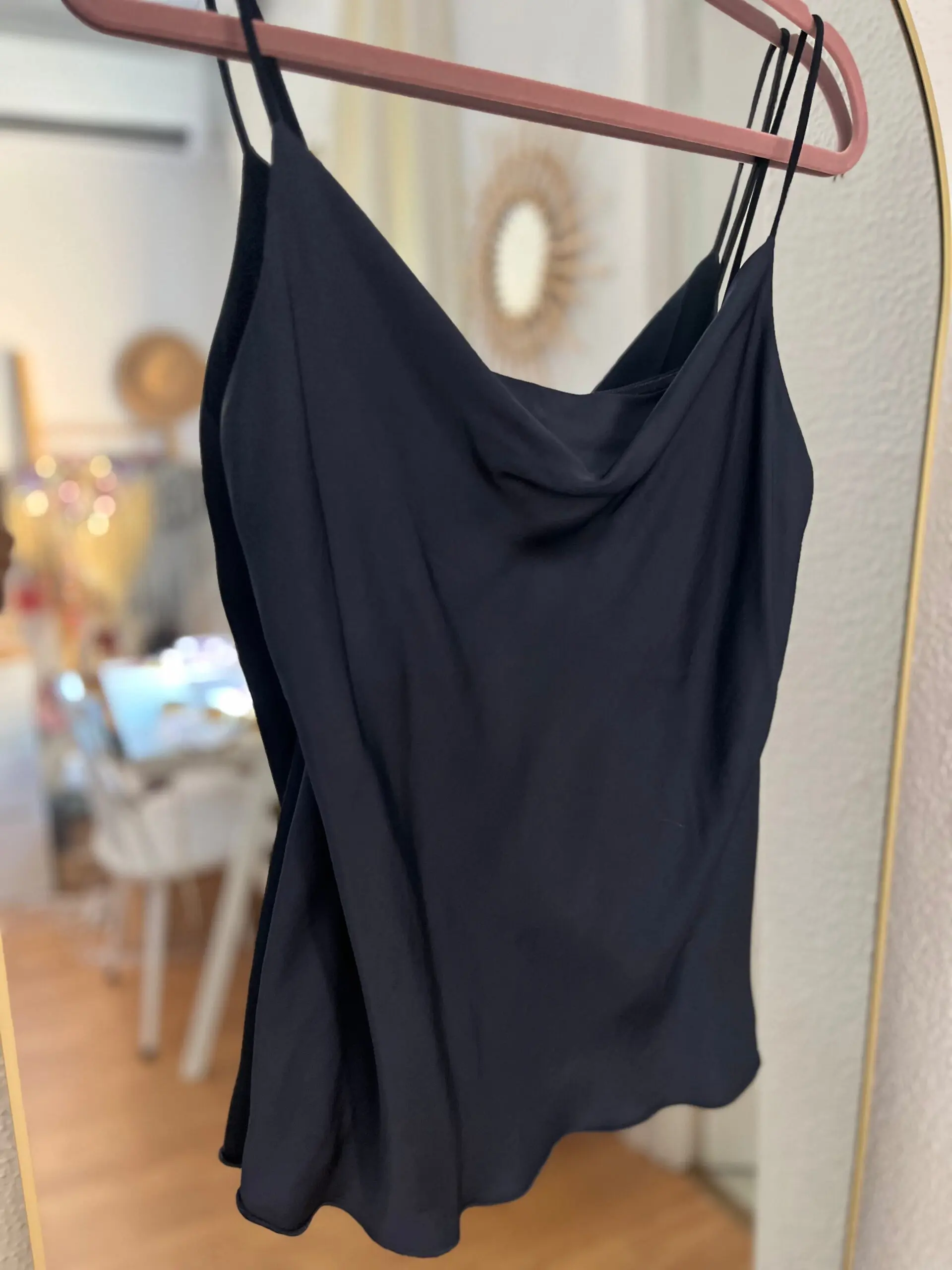 Top raso azul marino