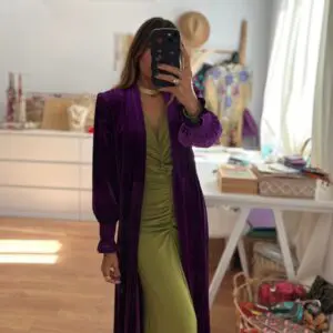 Abrigo terciopelo morado