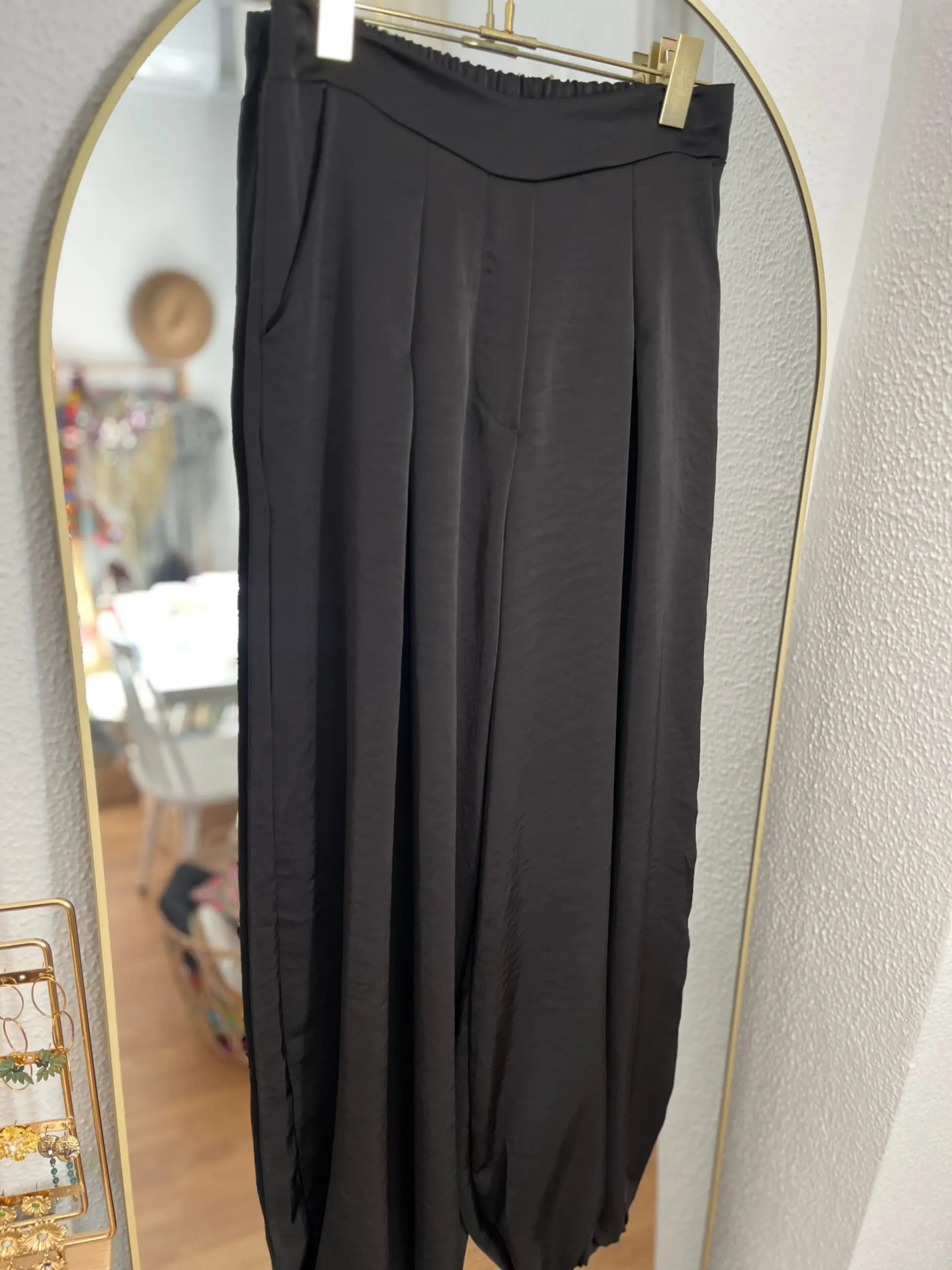 Pantalones jogger negro - Imagen 4