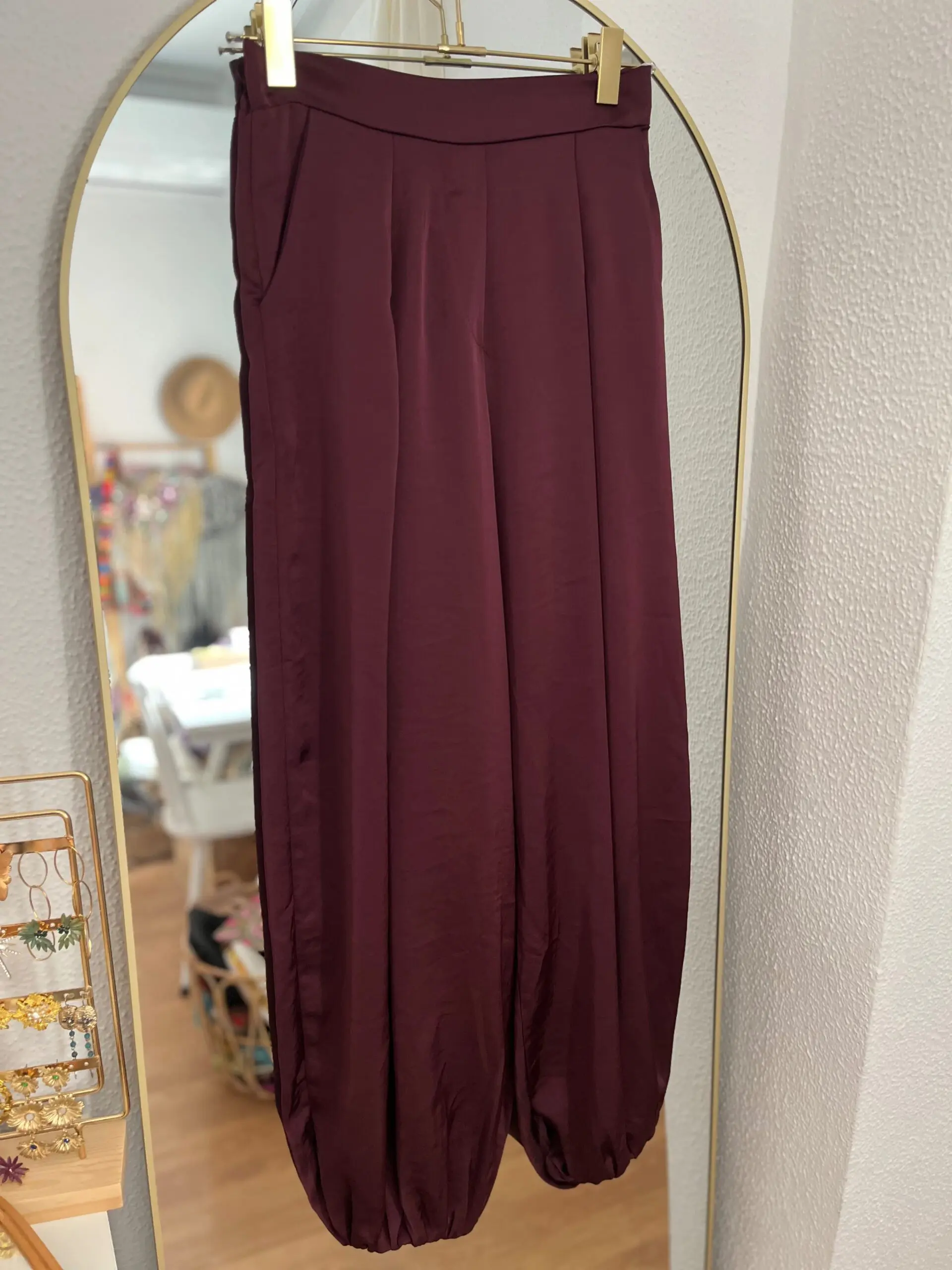 Pantalón jogger berenjena - Imagen 2