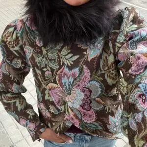 Cuello diadema pelo negro